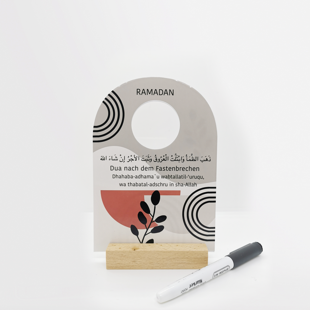 Boho Ramadan-Anzeigetafel mit Holzaufsteller